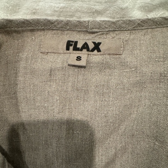 Flax V Pullover - Linen Shirt tan color 3/4 length sleeves - Picture 4 of 7